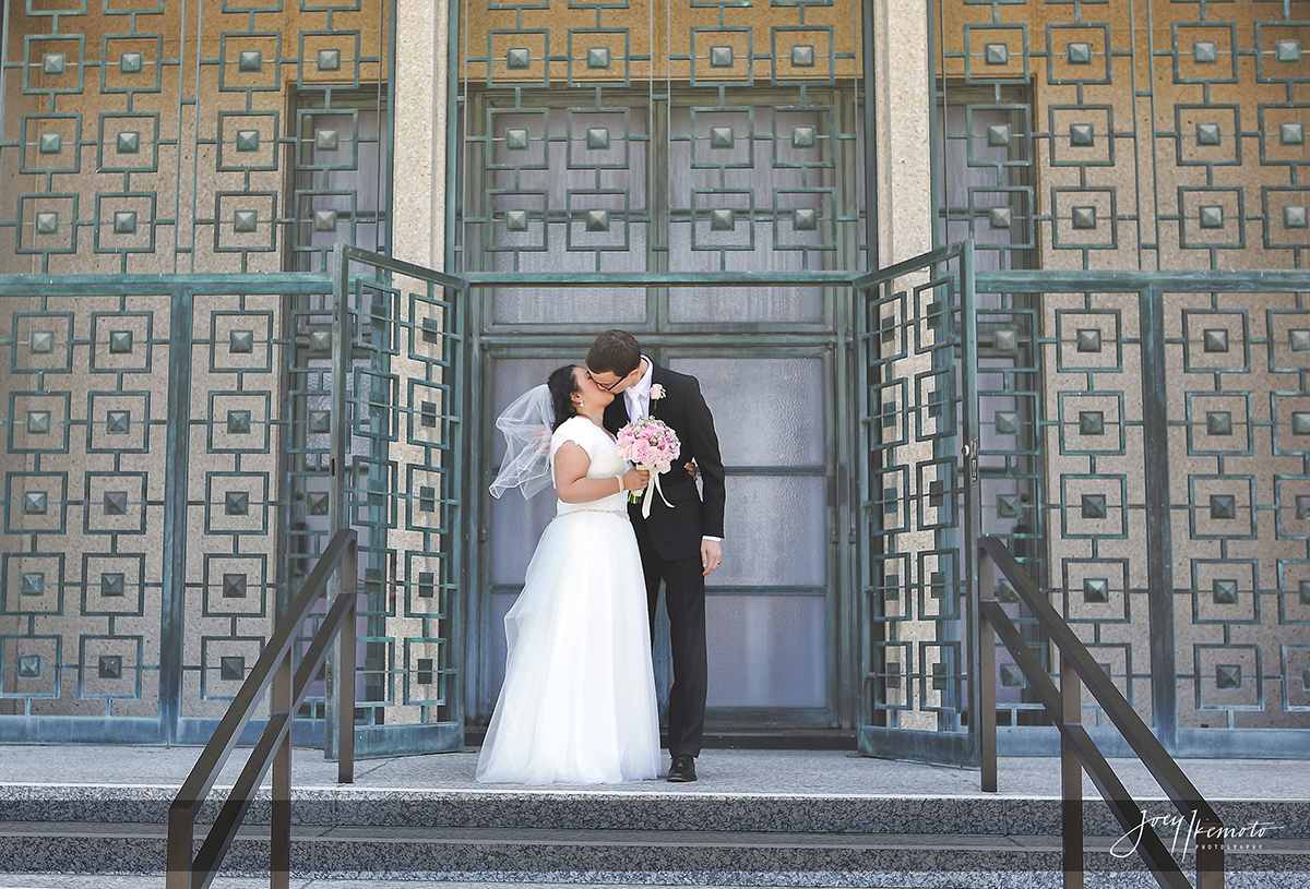 Los-Angeles-California-Temple-Westwood-and-Odyessy-Restaurant-Wedding_0002_0237