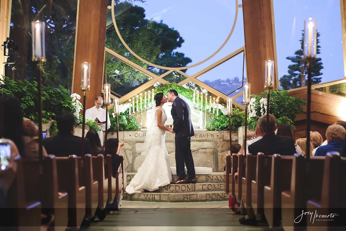 Wayfarers-Chapel-and-Portofino-Redondo-Beach-Wedding_0041_3453